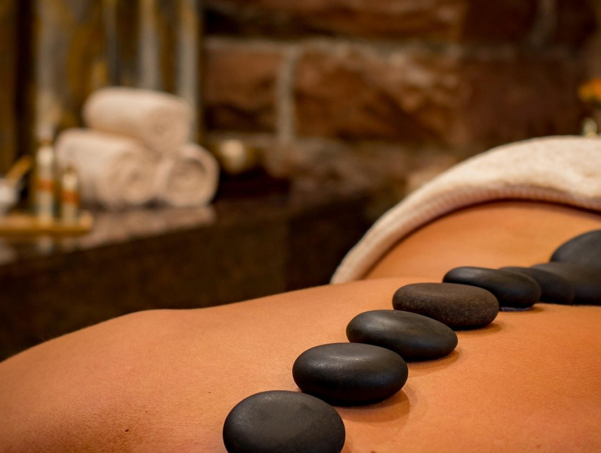 Hotstone Massage